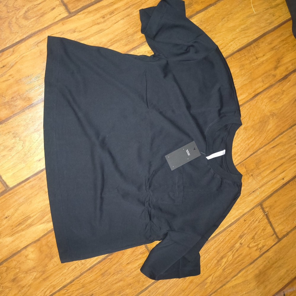 Fabletics Black Short Sleeve Pocket Tee L